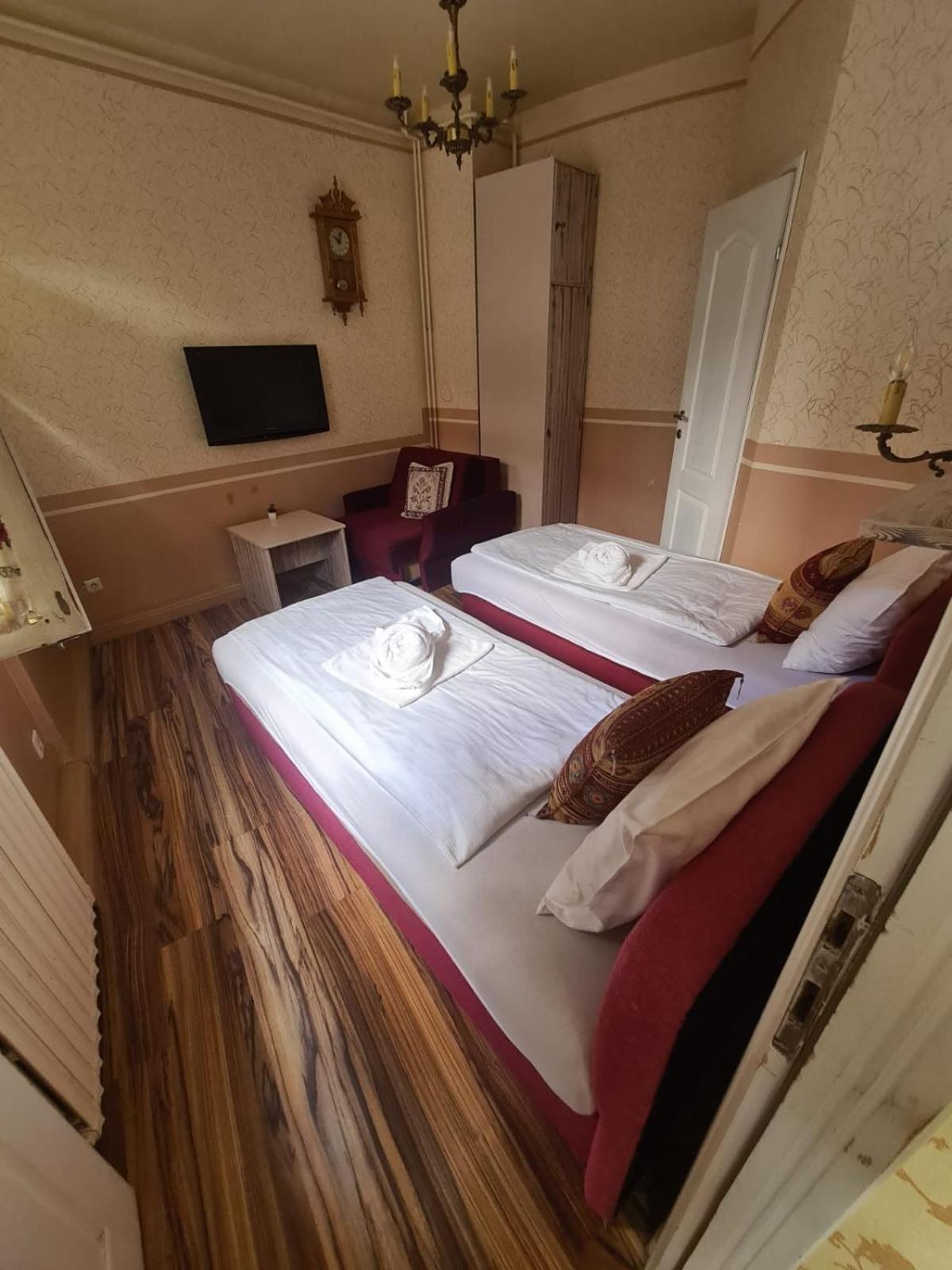 Guesthouse Nia Deluxe Sarajewo Zewnętrze zdjęcie