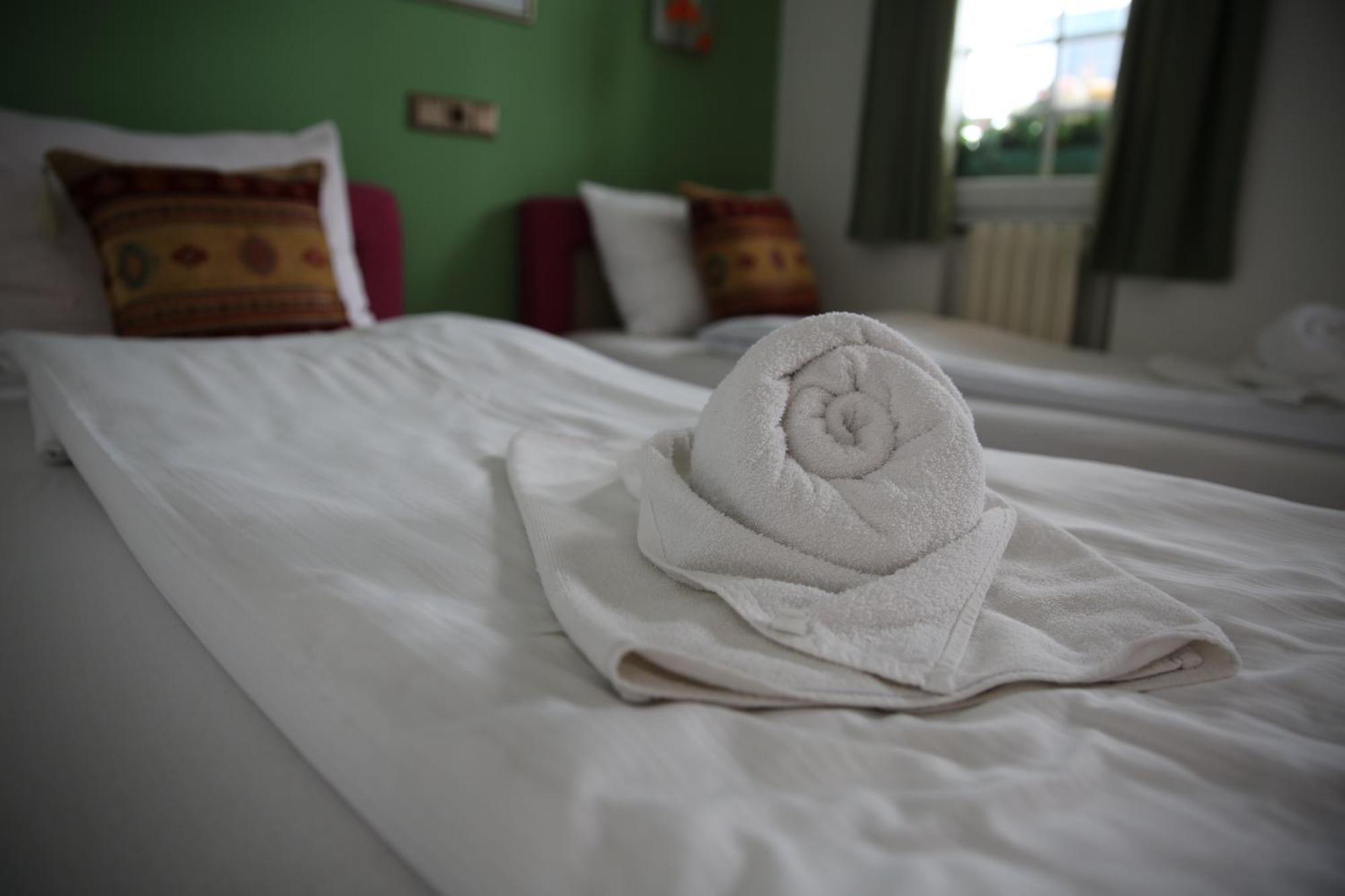 Guesthouse Nia Deluxe Sarajewo Zewnętrze zdjęcie