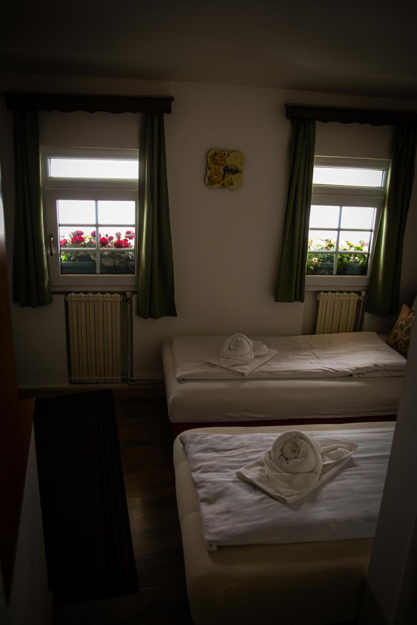 Guesthouse Nia Deluxe Sarajewo Zewnętrze zdjęcie
