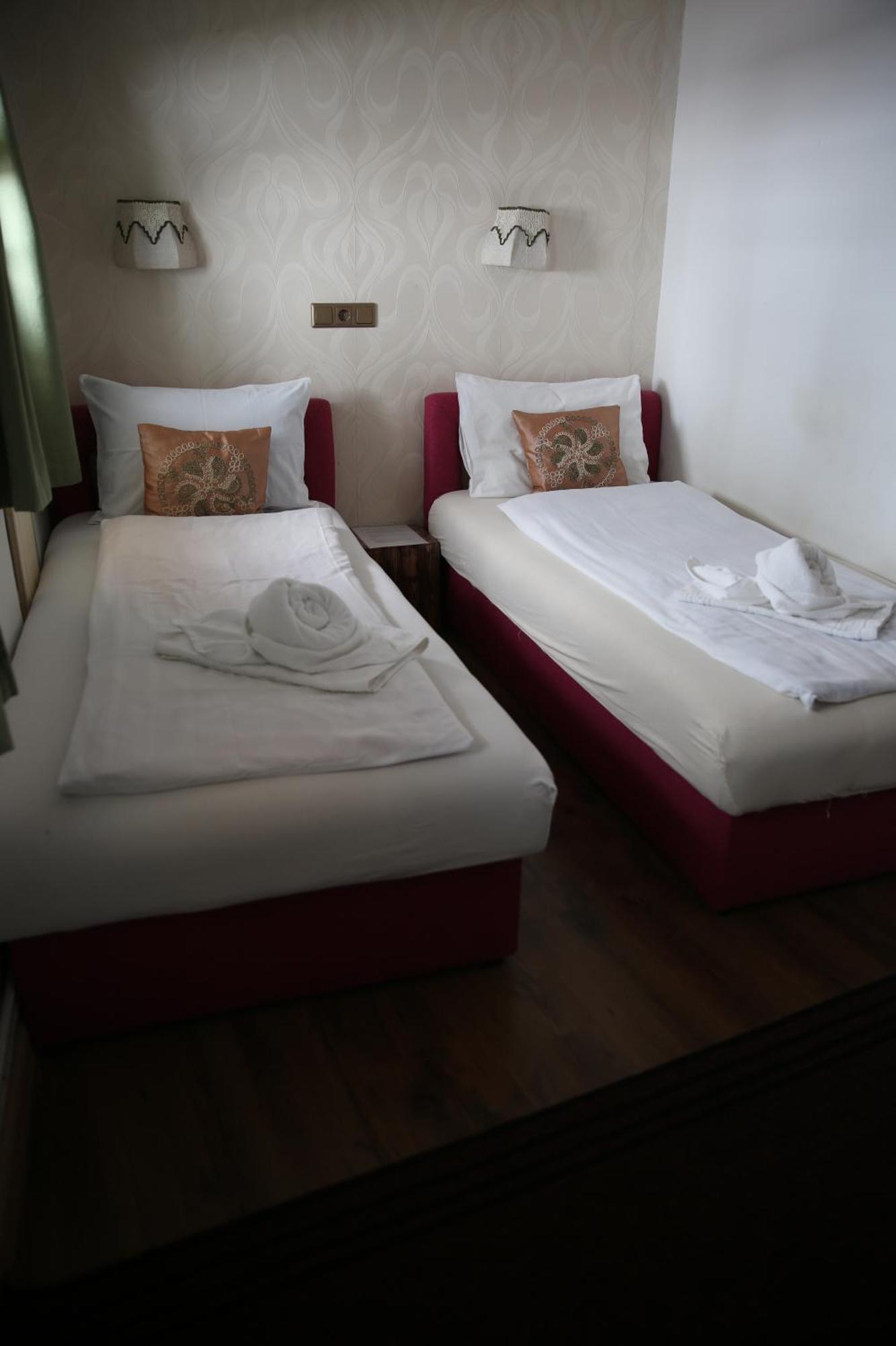 Guesthouse Nia Deluxe Sarajewo Zewnętrze zdjęcie