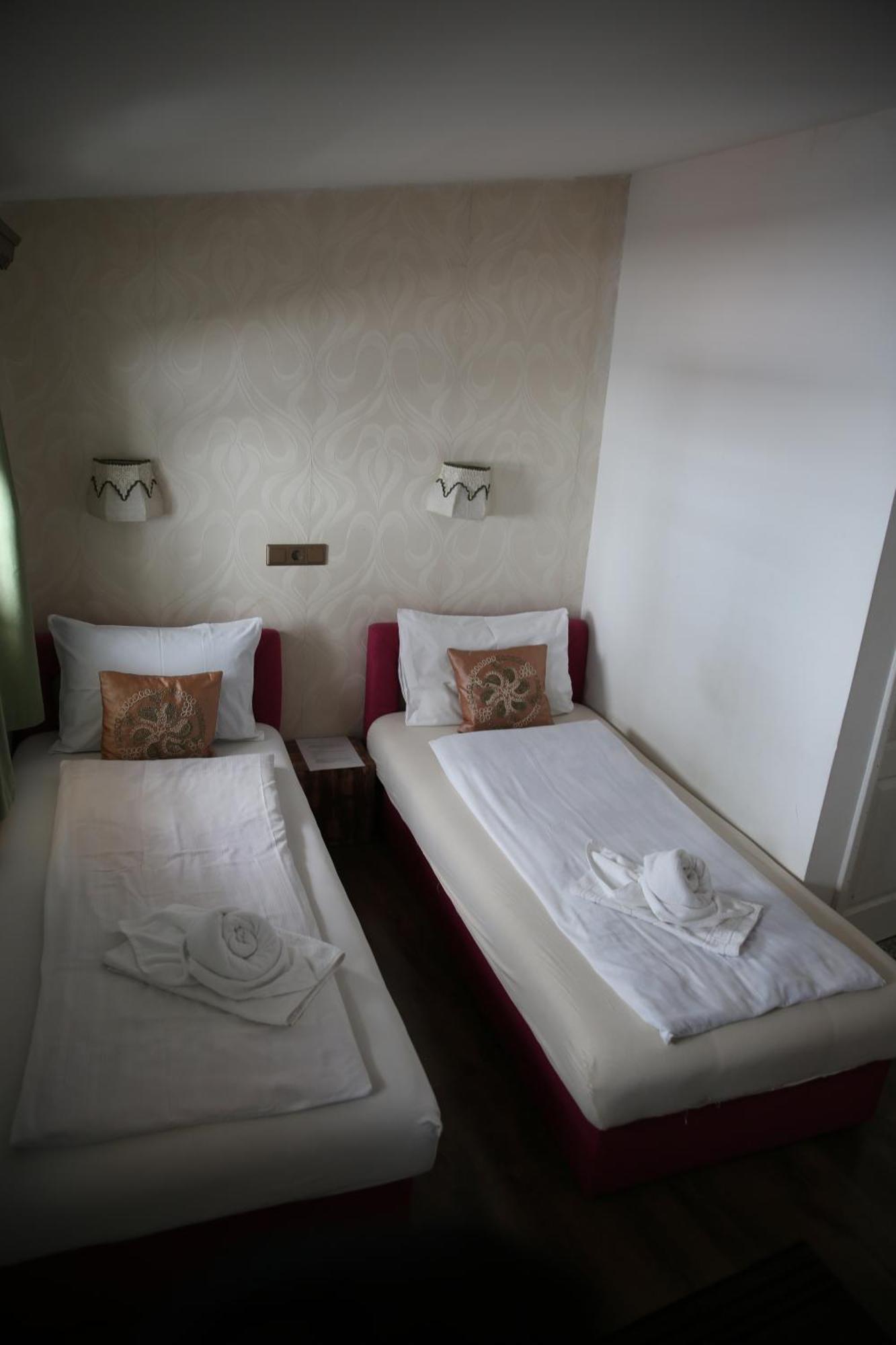 Guesthouse Nia Deluxe Sarajewo Zewnętrze zdjęcie